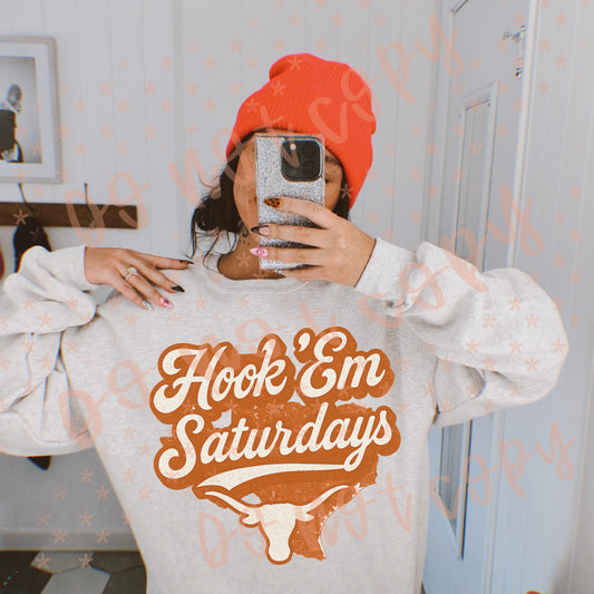 Vintage College Hook Em Saturdays