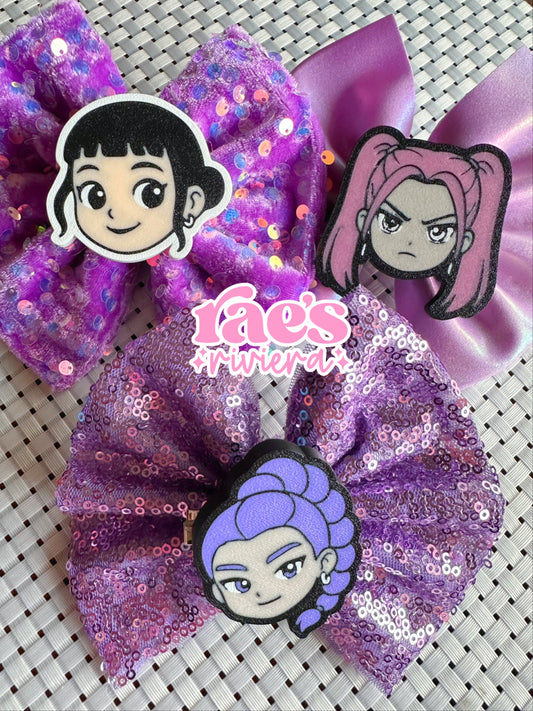 K Pop Keychains/Clicker/Hair Clip