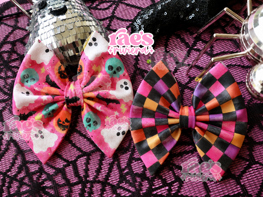 Ghoulie Girls Holo Bow Collection